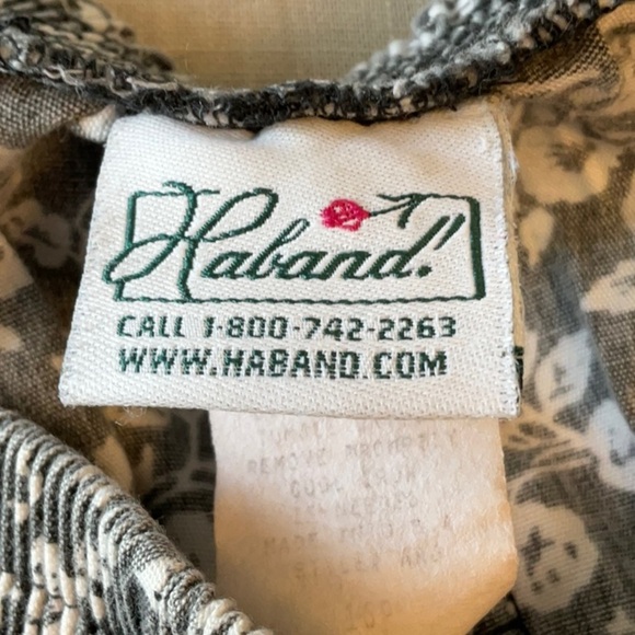 Haband Monochrome Floral Capris - Picture 4 of 5